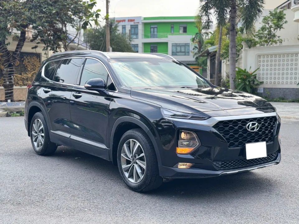 Hyundai Santa Fe máy dầu 2021