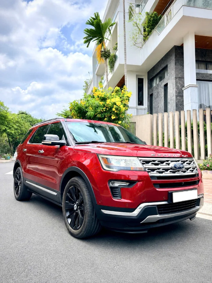 Ford Explorer model 2020