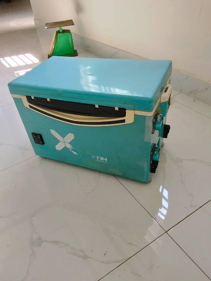 Cần pass lại thùng câu cá Xstin