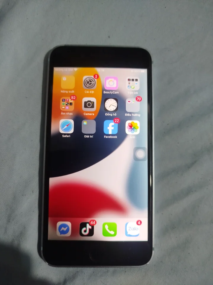 IP 7plus 128gb giá 1tr5