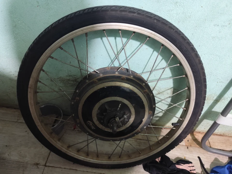 Com bo cần bán