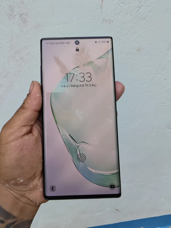 Samsung note 10+ 12/256 màn zin sọc xíu mép dễ nhìn ko lỗi 1tr9
