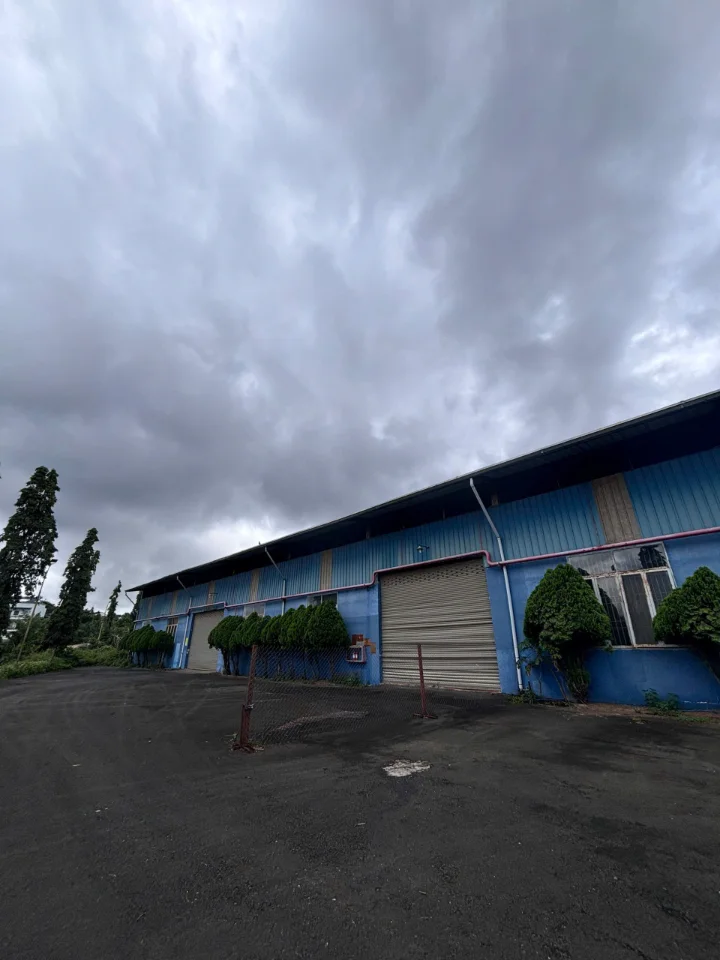 CHO THUÊ KHO - BÃI; 2.500m2 kho kín, diện tích Bãi >3.000m2