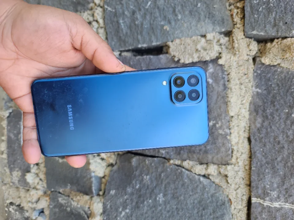 Samsung m33 5G máy full chức năng ngoại hình như ảnh 1tr8