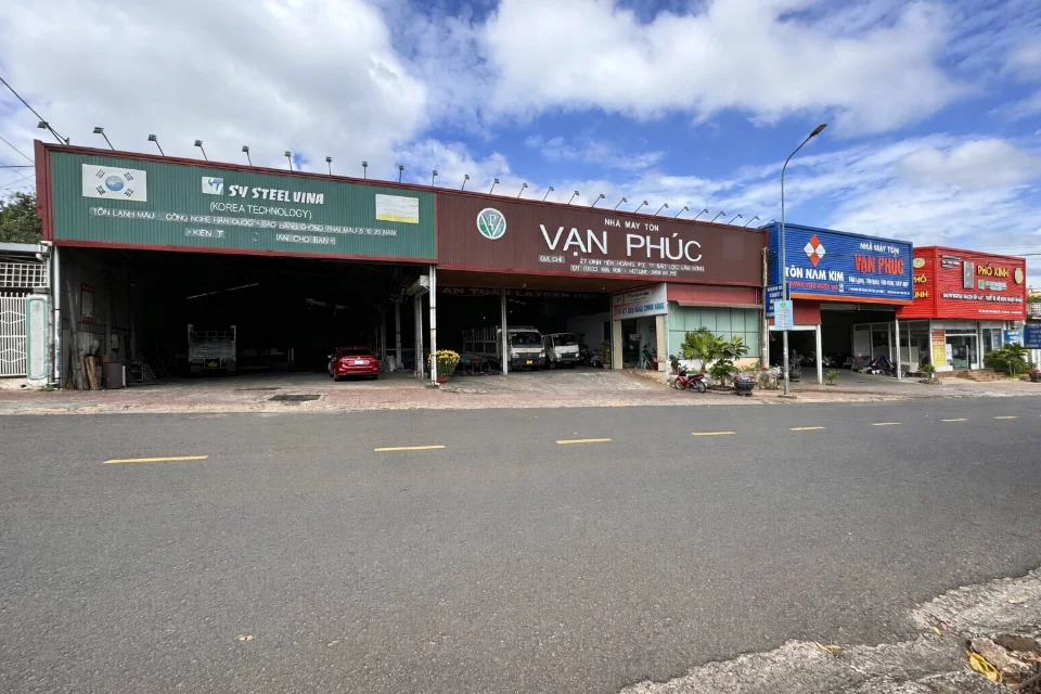 ChatGPT Image 14_38_48 18 thg 3, 2026.webp