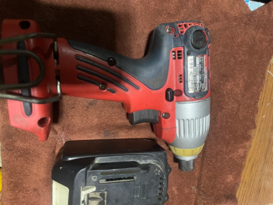 Máy bắn vít nhật bãi td123