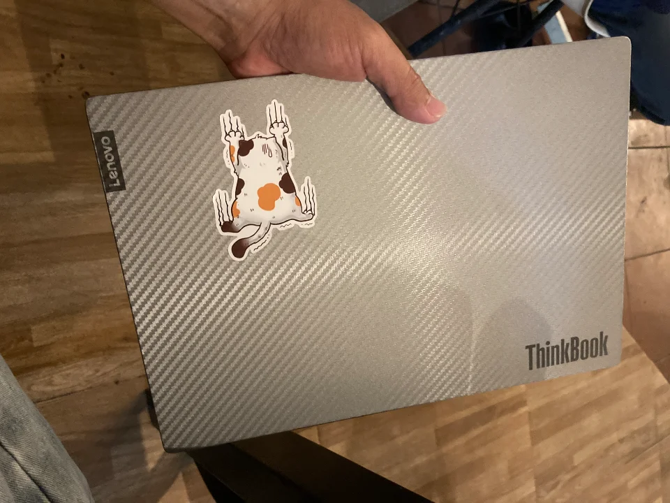 Laptop thinkbook