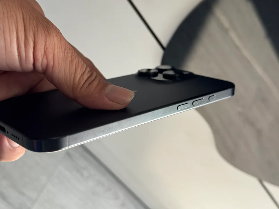 Iphone 16promax 256 LL zin ốc áp