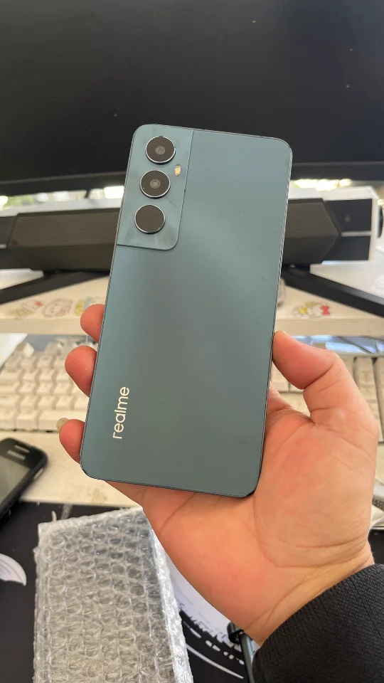 Realme C65 8/128 cần thanh lý 1tr8