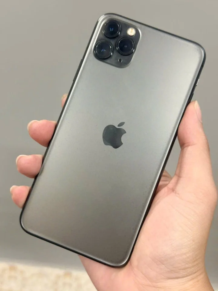 Ip 11prm lock zin giao lưu