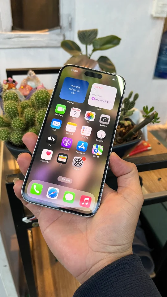 15plus 128gb VNA nguyên zin cần bán hay giao lưu