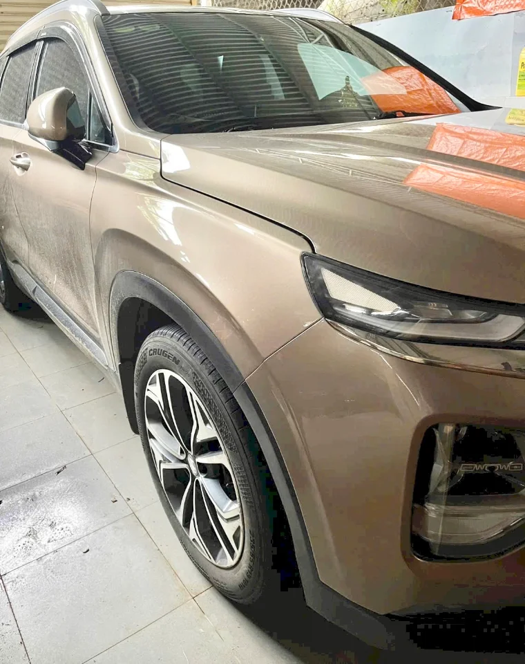 Salon Ô Tô Bình Dương- Huyndai Santafe- xe mới chạy hơn 60.000km cần b