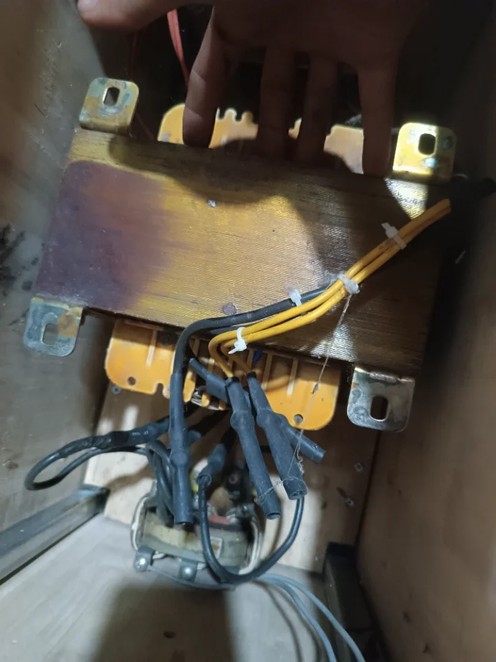 Bán cục biến áp cách ly kèm cục lọc nguồn 3kva