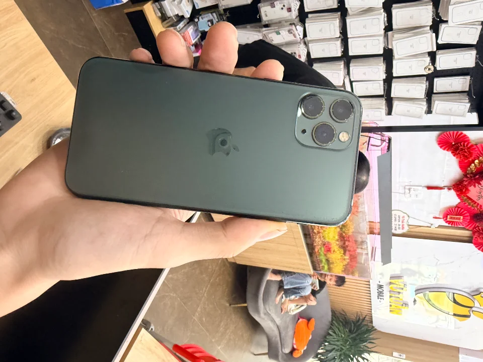 sale rẻ 11 pro 3tr.xx