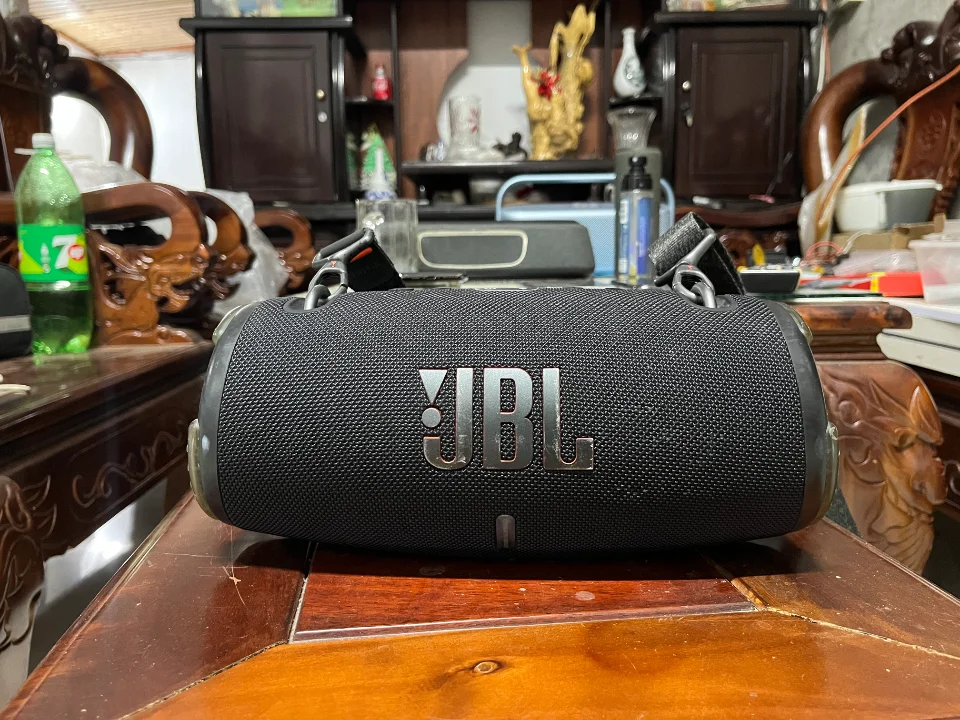 Loa JBL Extreme 3 nguyên zin mới nghe 2 lần mỗi lần 1 năm nên ngoại hì