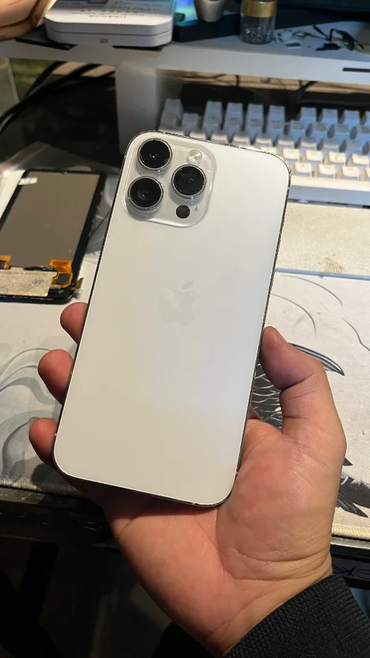 14promax 128gb mỹ zin phẩy nhẹ cần bán