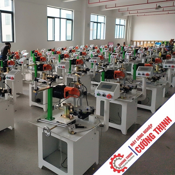 may-mai-luoi-cua-tu-dong-nc668 (10).jpg