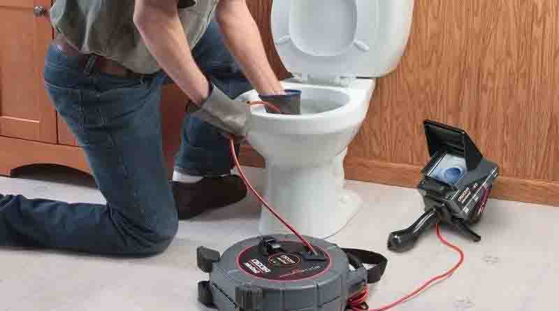 thông bồn cầu Minh Việt.jpg