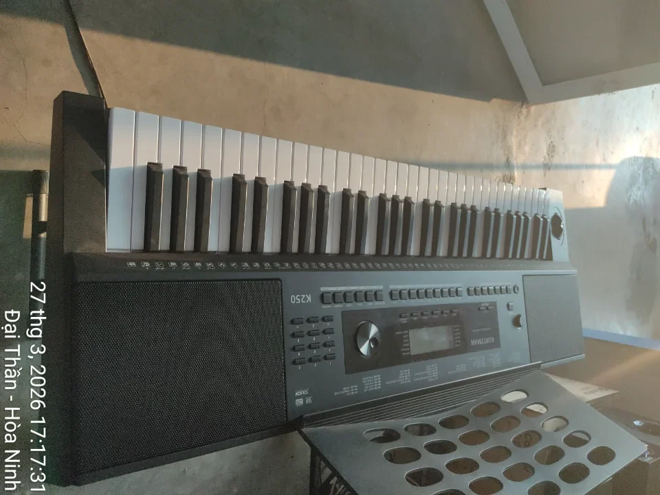 Em cần bán đàn organ