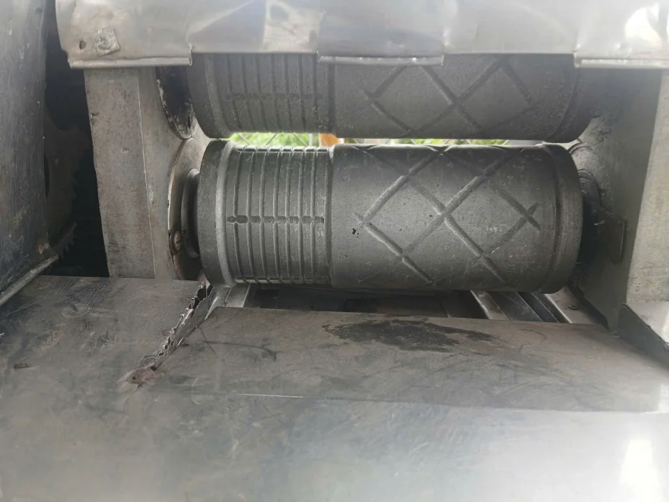 Bán xe nước mía 2 tr sdt 0948192983