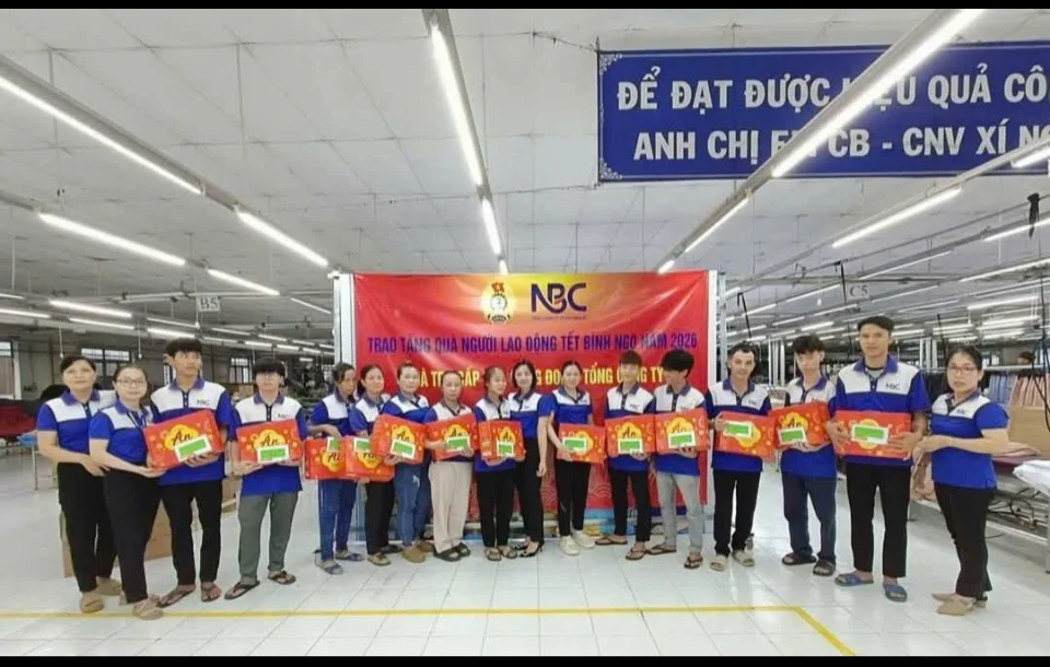 Tuyển lao động phổ thông có chỗ ở cho người ở xa