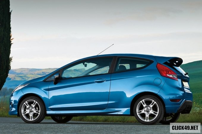 2010-ford-fiesta-ready-for-american-trial-medium_1.jpg