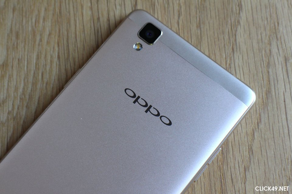 oppo-f1-top-back-angle-1500x1000.jpg