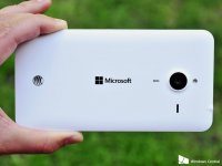 Lumia-640-xl-white-att-back.jpg