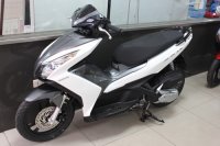 air-blade-125cc-2013-12.jpg